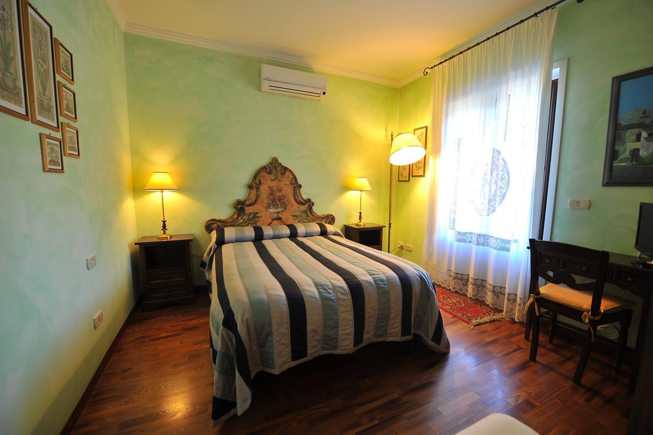 Relais Casabella Guest House Martina Franca Eksteriør bilde